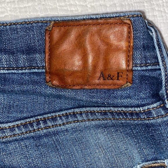 Abercrombie and Fitch men’s jeans - Picture 7 of 7